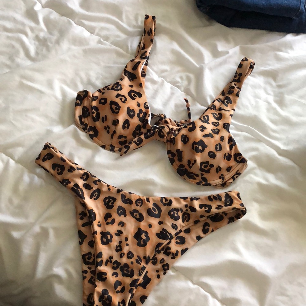 Cheetah bikini